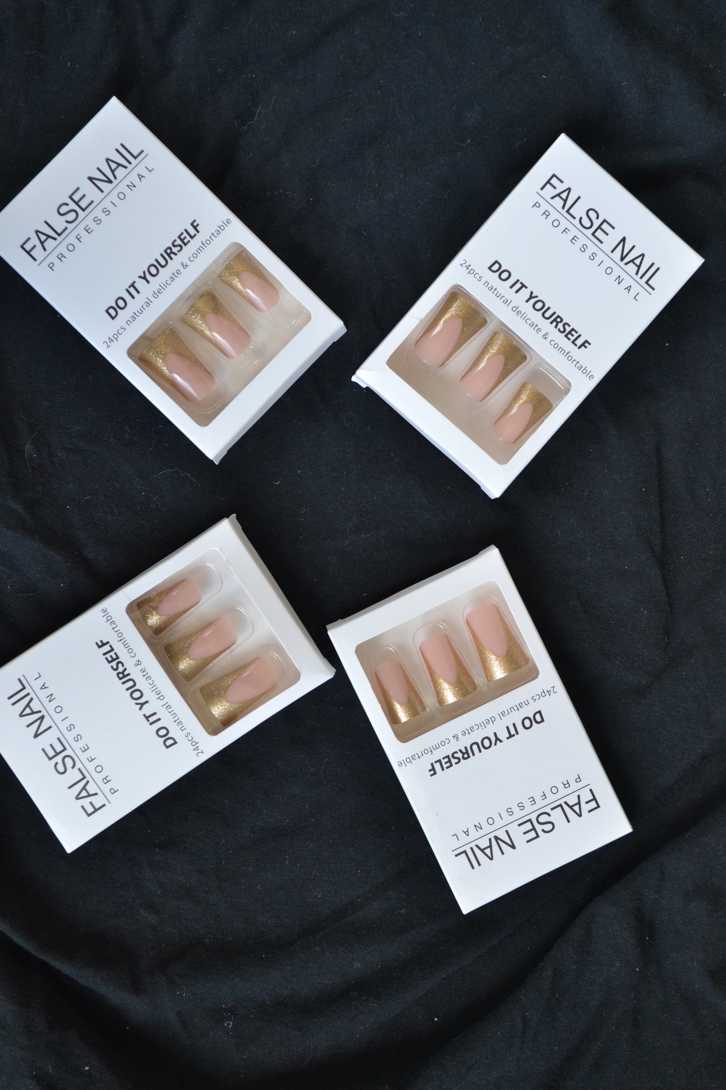 Golden Glam DIY Nail Set